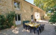 Awesome Home In Jonquières