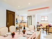 Cozy Chalet with Garden Cozy Chalet with Garden