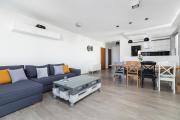 Avia Apartments by Renters