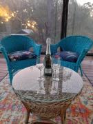 Warren Retreat - cozy and tranquil 2 brm home