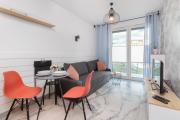 Stylish Apartment Rajska with Free Parking in Gdańsk Downtown by Noclegi Renters