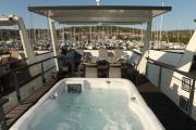 Floating house Maui