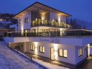Top holiday flat in Fügen near the ski area