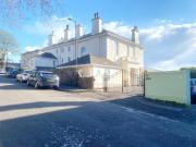 No2 Ellington Court Apartment