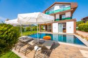 4 Beds, Luxury Holiday Villa in Hisarönü Ölüdeniz Villa Mia