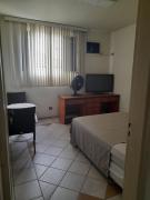 4 suítes privativas