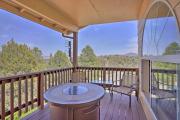 5 Mi to Dtwn Prescott Home with Deck and Mtn Views