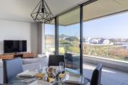 Sun&Sea Luxury Apartment by MP