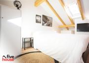 FIVE HOUSE 20