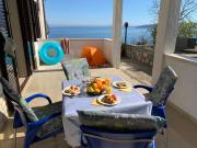 Apartments near the beach, with terraces and seaview at House B.