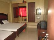 Hotel Sorrento Guest house Anna Nagar East Metro Shenoy Nagar metro budget monthly daily rooms