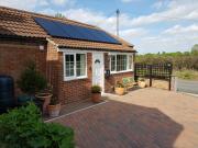 1 Bed Sleeps 2 Free Parking Pets Welcome