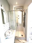 lora blu appartamentomonolocale 23 persone