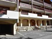 Appartement 4 pièces ensoleillé, balcon sud, près du téléphérique - FR-1-464-193