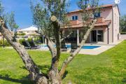 Charming villa Enjoy with private pool in Pula Charming villa Enjoy with private pool in Pula
