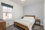 3 Hampden Street Stylish, Central 2-Bed York Terrace with Parking - Pass the Keys