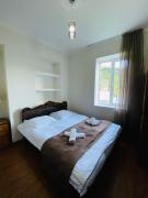 IURI udesianis GUESTHOUSE