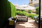 Beautiful Townhouse with views over the communal pool close to Campoamor Golf Course
