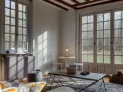 Retraite Paisible au Cœur de la Forêt de Rambouillet avec Étang Privé et Charme Authentique - FR-1-527-8