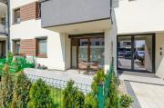 Apartament Jarzębinowy z ogródkiem