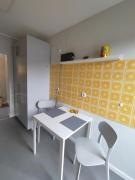 Top Detmold