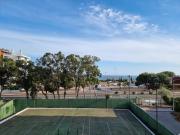 Apartamento com 3 quartos em frente a Praia