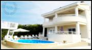 Villa Bella By The Sea - Heated Pool, Jacuzzi, Sauna