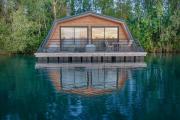 Maison flottante - Houseboat - Baurech Insolite Maison flottante - Houseboat - Baurech Insolite