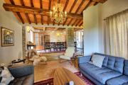 Villa Collina by PosarelliVillas