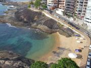 Linda vista (De Frente Para a Praia das Virtudes), 3 quartos (1 Suíte), mobiliado, Wi-Fi, TV Smart!