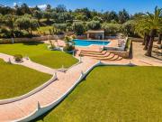 Quinta das Castelhanas, Jardim Relvado, Piscina, Padel e Golf privados! Quinta das Castelhanas, Jardim Relvado, Piscina, Padel e Golf privados!