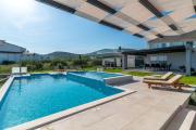 Top Kastel Novi