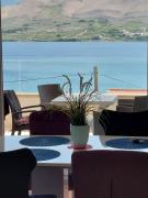 Sunny Deluxe Apartment with 2 AC and seaview