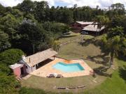 Paraíso rural em Sousas com piscina e quadra