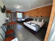 Top Kempsey