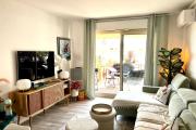Le Meissonnier bright apartment with terrace