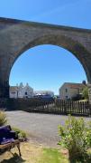 Top Lower Largo