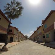 Casa em Condomínio agradável com fundo pro rio