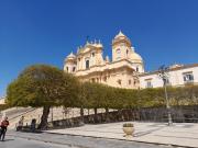 Top Noto