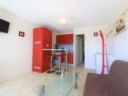 Beau 2 pièces pour 5 pers. avec parking, piscine et loggia, à 400m de la plage à Palavas - FR-1-559-14