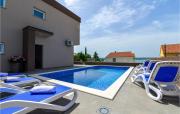 Beautiful Home In Maslenica With Wifi, 2 Bedrooms And Outdoor Swimming Pool