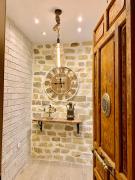 Luxury Apartment by the Sea