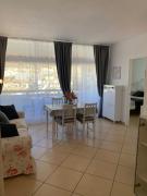 Appartamento confortevole con piscina 7