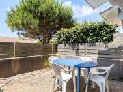 Maison T3 proche plage & centre-ville avec jardinet et parking - FR-1-521-200