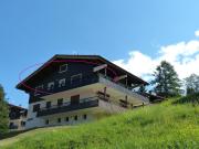 Duplex calme, vue montagne, animaux bienvenus - FR-1-304-193