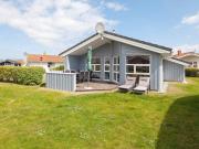 6 person holiday home in GROEMITZ