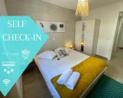 Cannes Centre, T2 moderne rénové, balcon clim&Wifi