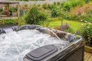 Rent My Spa Home with Pool table Hottub and Sauna