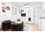 Acogedor y silencioso estudio M1 Embajadores