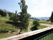 Studio rénové au pied des pistes avec balcon - FR-1-346-366